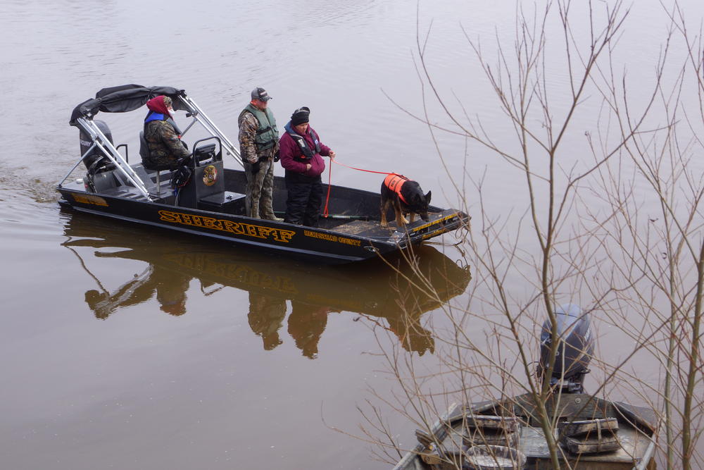 Recovery operation on Red river